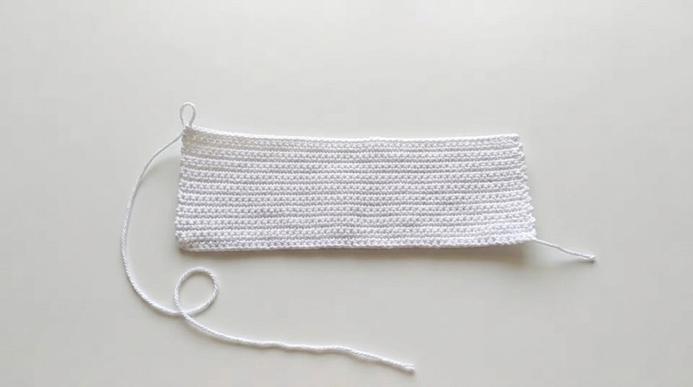 Tutorial for a Beautiful Folding Crochet Wallet with Spike Motif 4