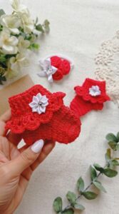 Crochet Baby Socks Pattern 10