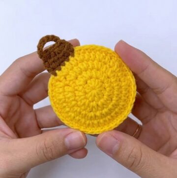 Crochet Christmas Light Bulb Pattern 5