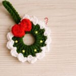 Crochet Christmas Wreath Ornament 1