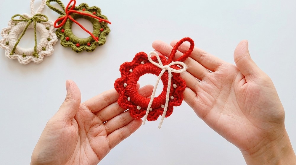 Crochet Christmas Wreath Pattern 4