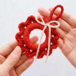 Crochet Christmas Wreath Pattern 5