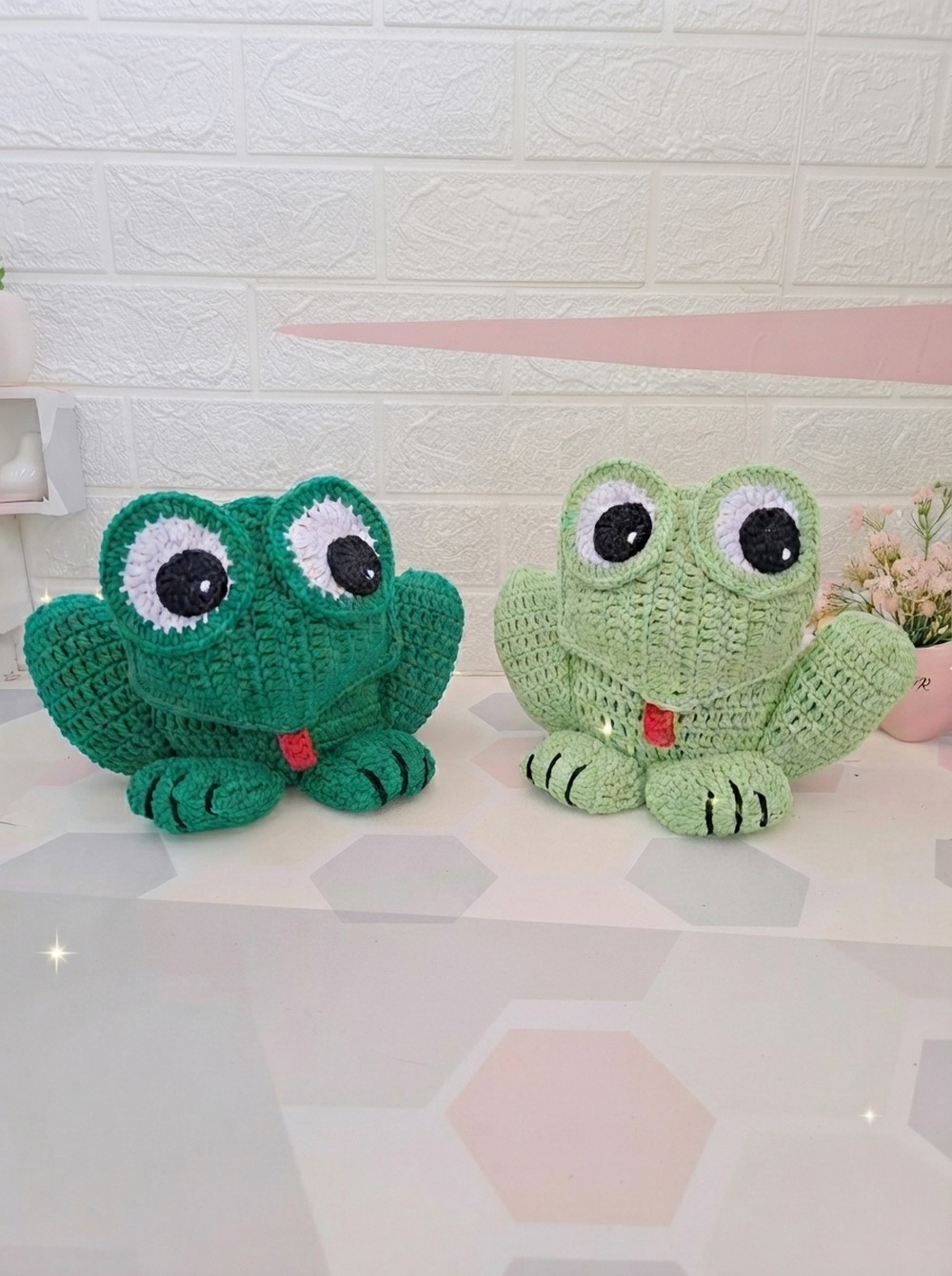 Crochet Frog Doorstop Pattern 1