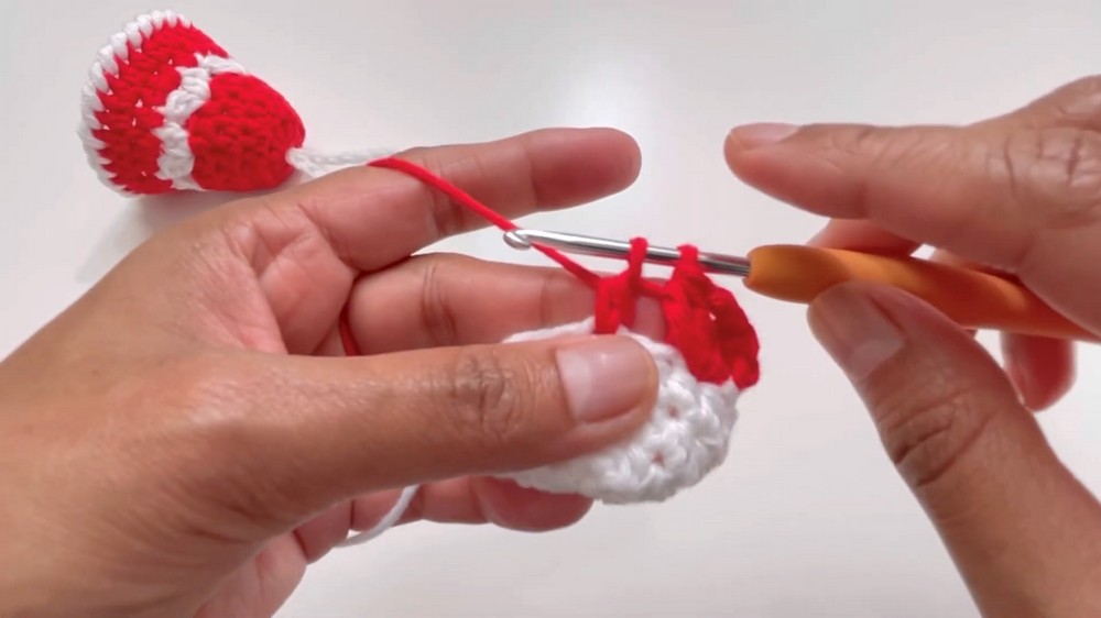 Crochet Christmas Bell Pattern 2