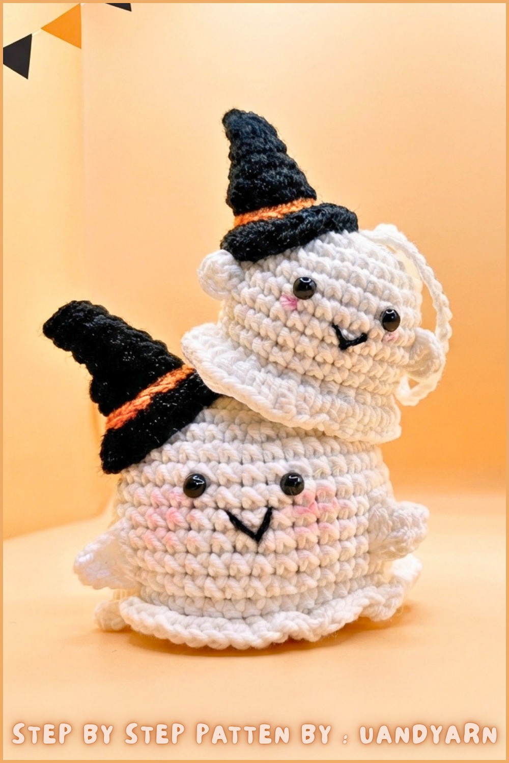 How to Crochet a Cute Ghost 👻 Beginner Halloween Amigurumi Tutorial 9