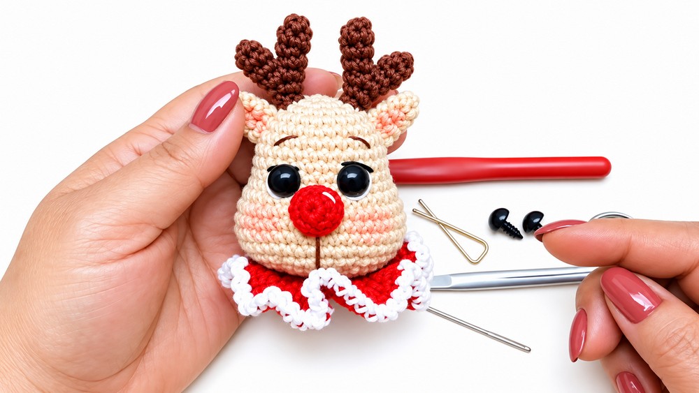 Crochet Christmas Reindeer Pattern 5