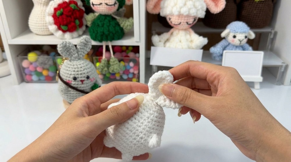 Crochet Bunny With Carrot Bag Pattern 4