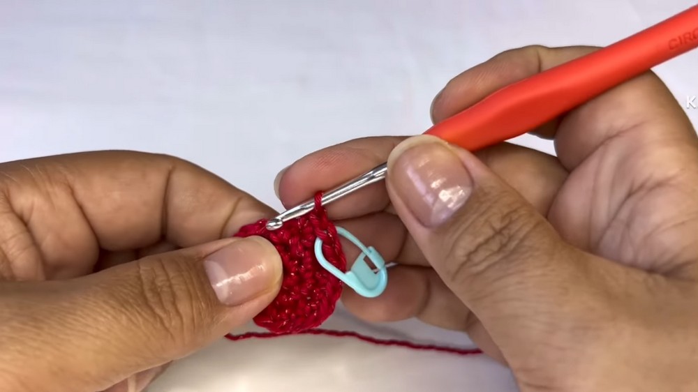 Crochet Christmas Bell Pattern 1