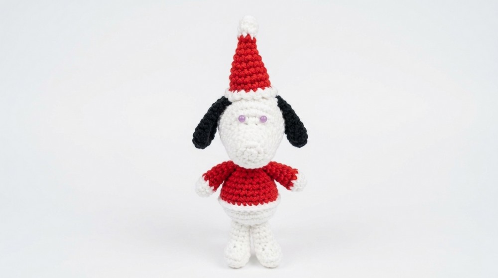 Crochet Christmas Snoopy Pattern 4