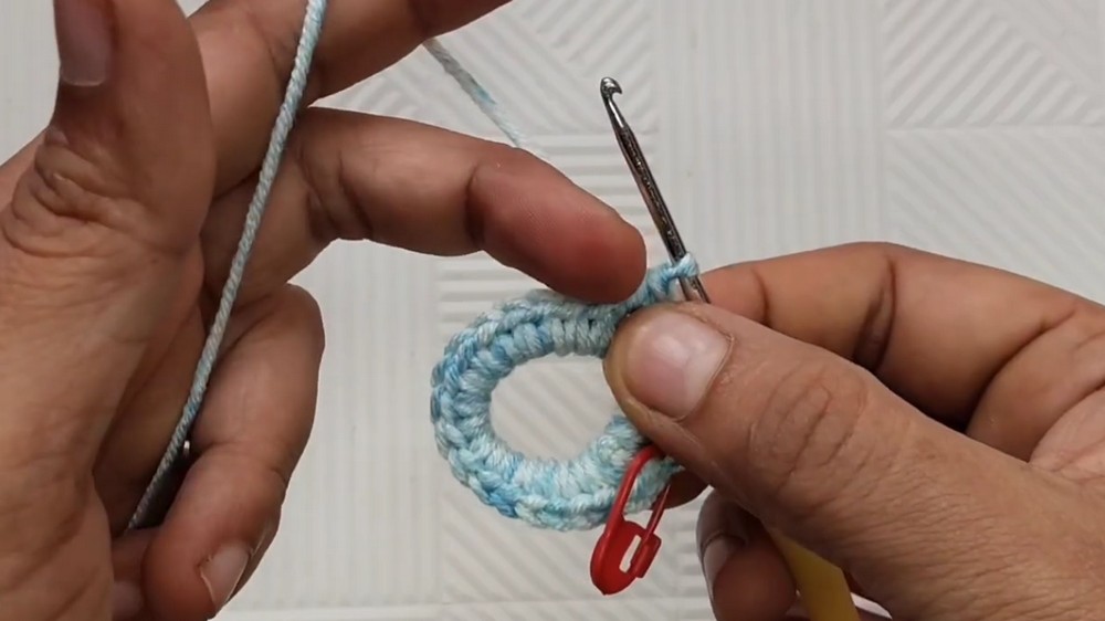 Crochet Colorful Scrunchie Pattern 2