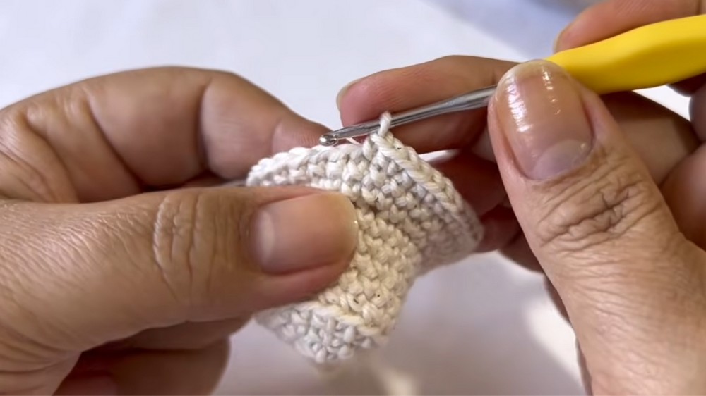 Crochet Cowboy Hat Keychain Pattern 3