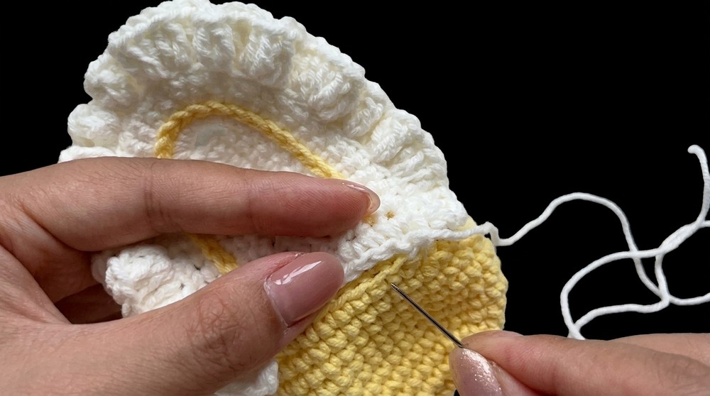 Crochet Earphone Case Bag Pattern 4