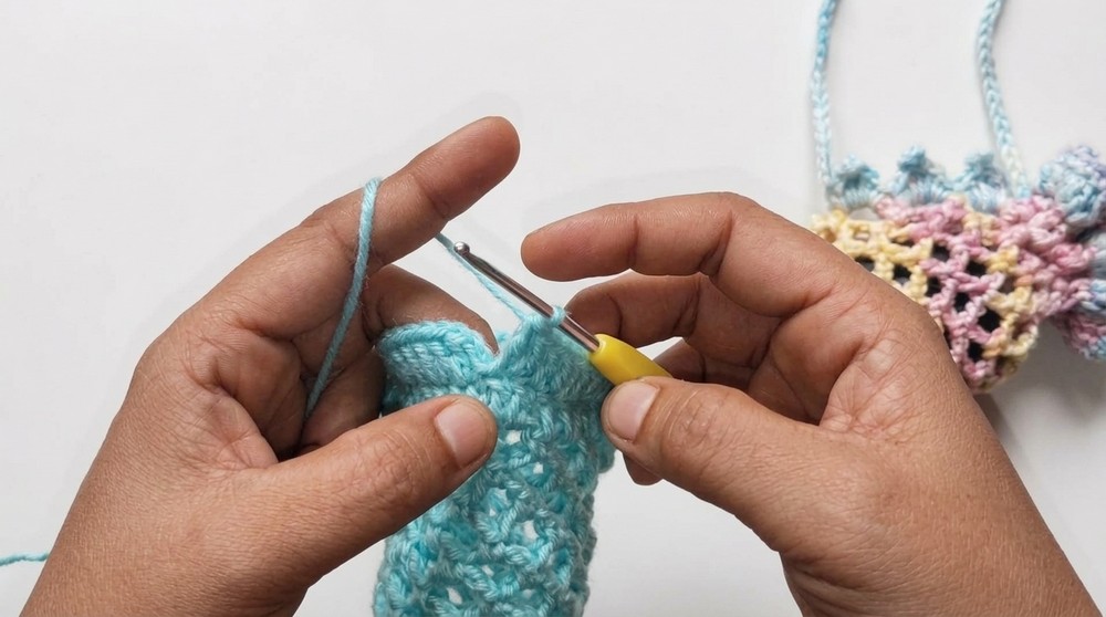 Crochet Fish AirPods Pouch Pattern 3