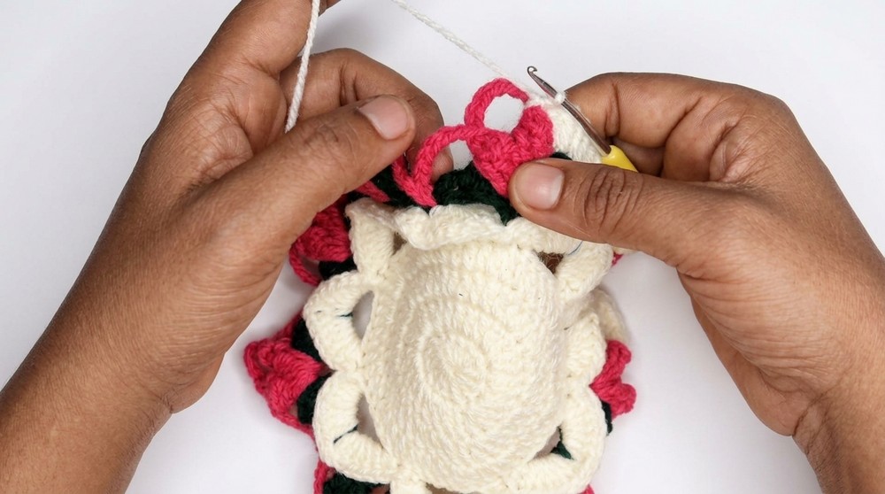 Crochet Flower Coaster Pattern 4