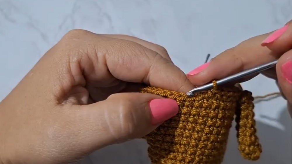 Crochet Kitty Keychain Pattern 3
