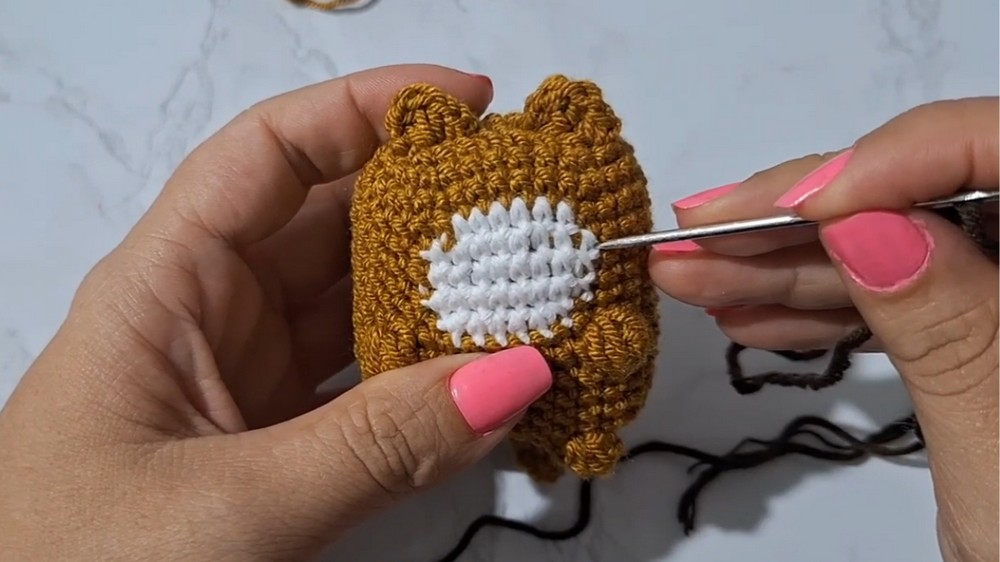 Crochet Kitty Keychain Pattern 4