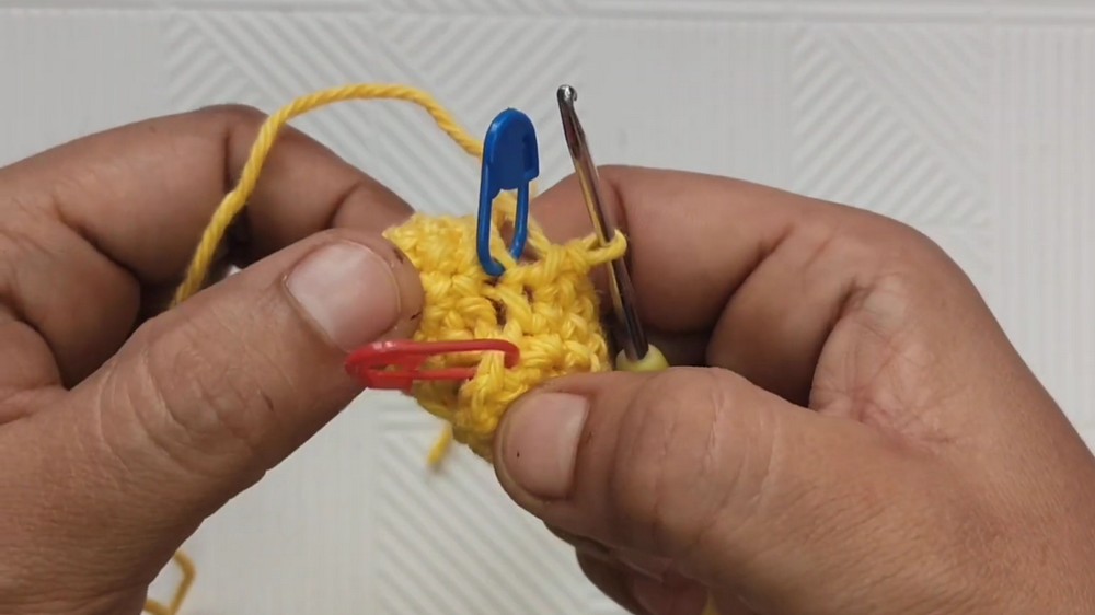 Crochet Mini Heart Pattern 3