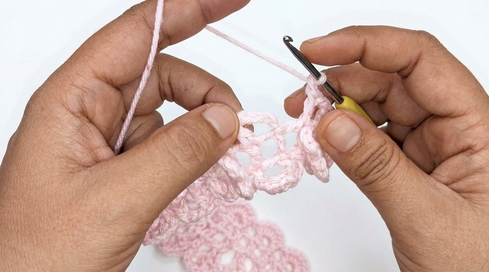 Crochet Mobile Pouch Pattern 3
