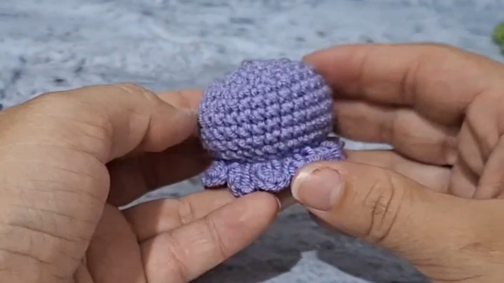 Crochet Octopus Keychain Pattern 4