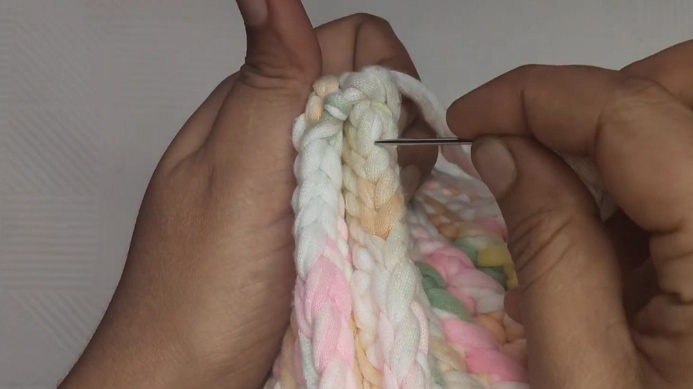 Crochet Shoulder Bag Pattern 4