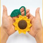 Crochet Sunflower Keychain Pattern 6