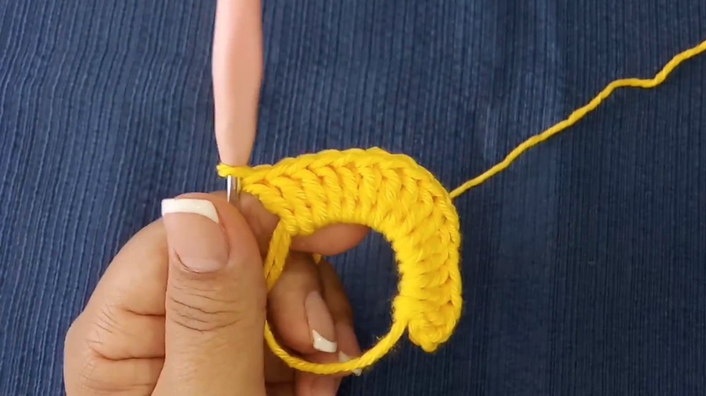 Crochet Tulip Flower Bag Pattern 1