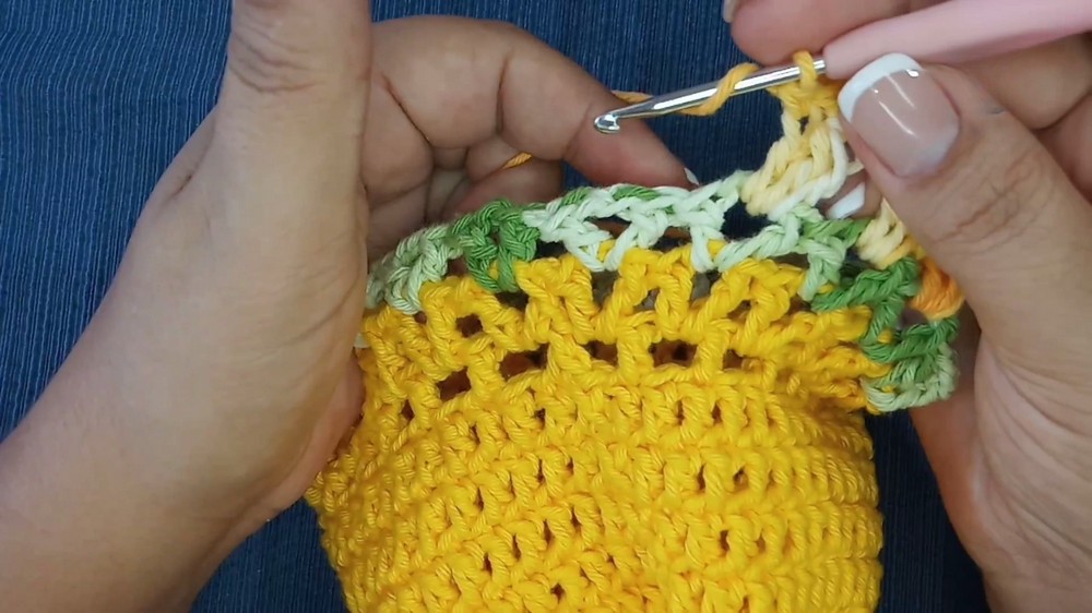 Crochet Tulip Flower Bag Pattern 4