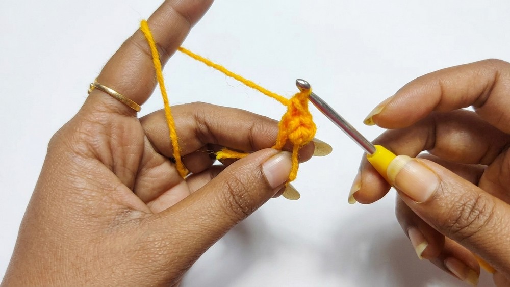 Crochet Honey Bee Pattern 1