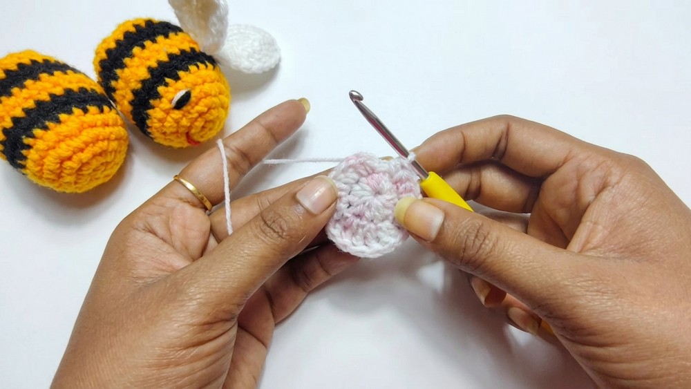 Crochet Honey Bee Pattern 3