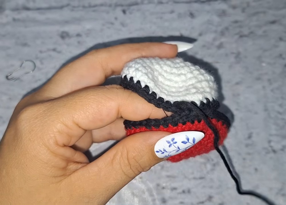 Crochet Pokeball Pattern 3
