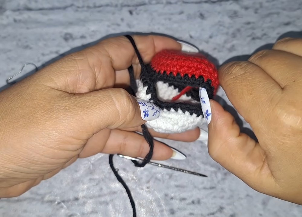 Crochet Pokeball Pattern 4