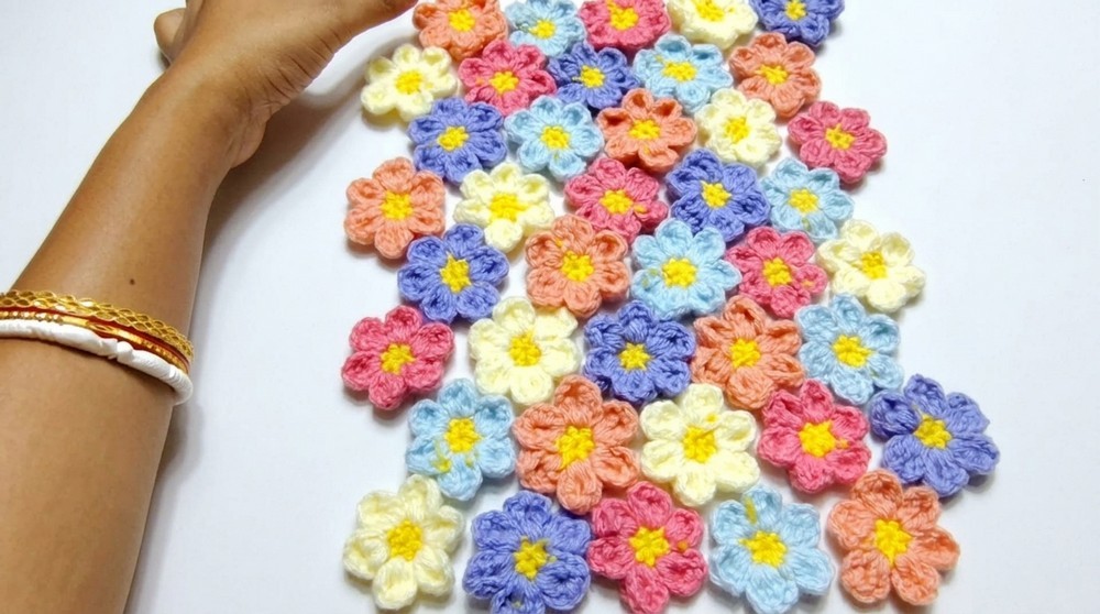 Crochet Puffy Flower Bag Pattern 3