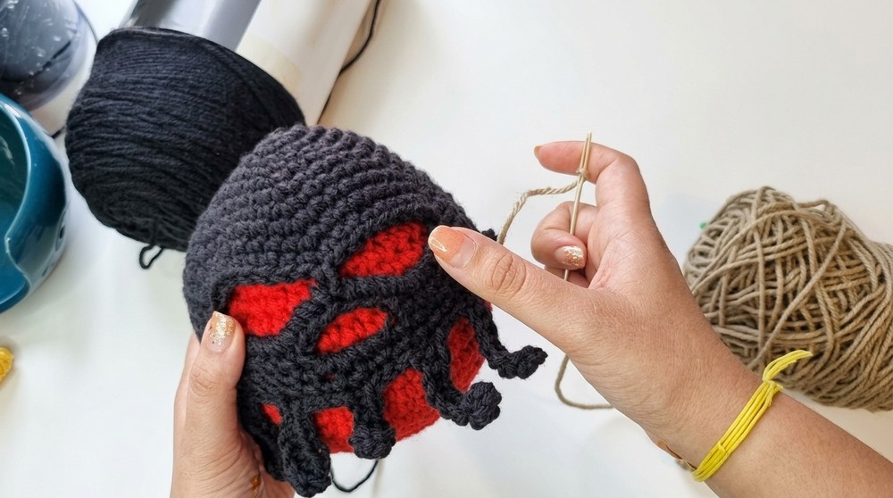 Crochet Poison Apple Pattern 4