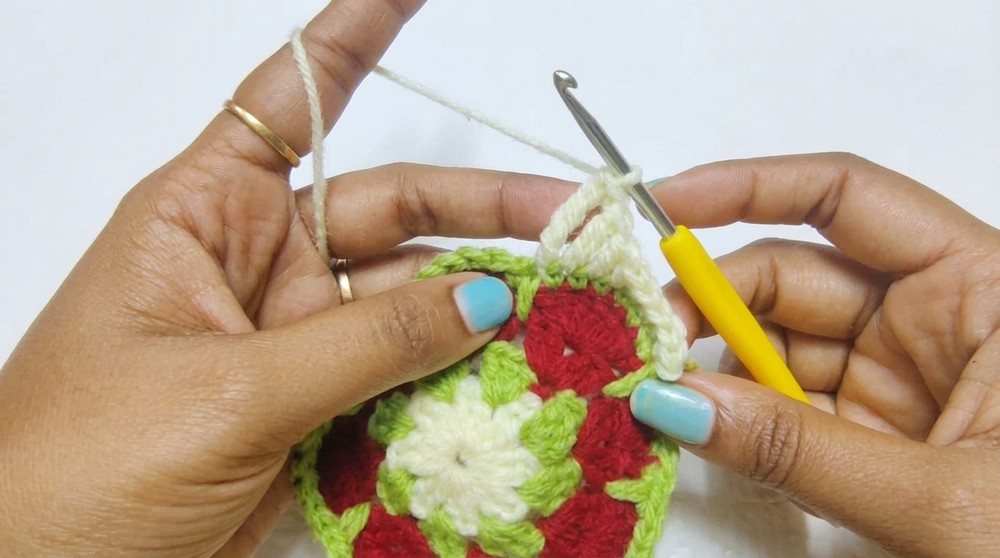 Crochet Flower Granny Square Pattern 4