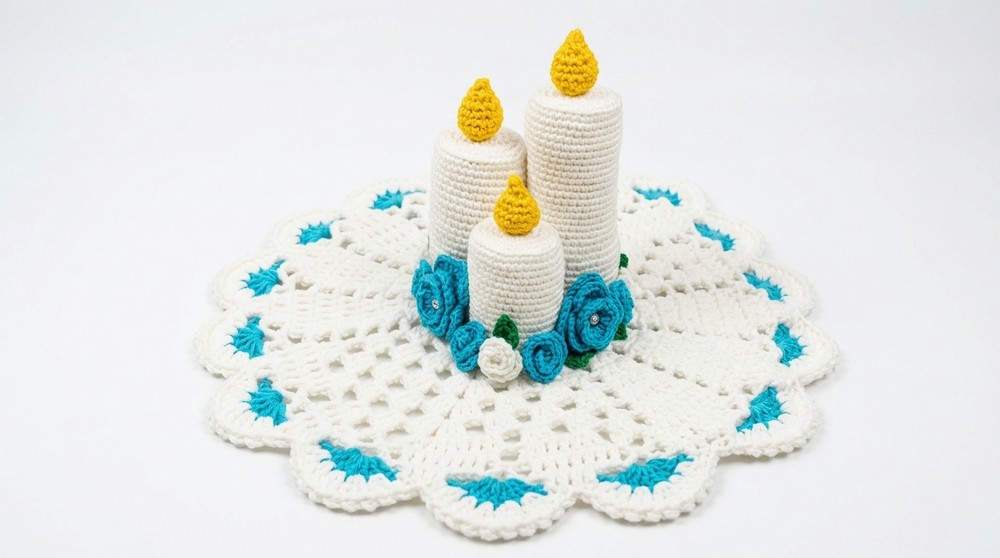 Crochet Christmas Candle Pattern 5
