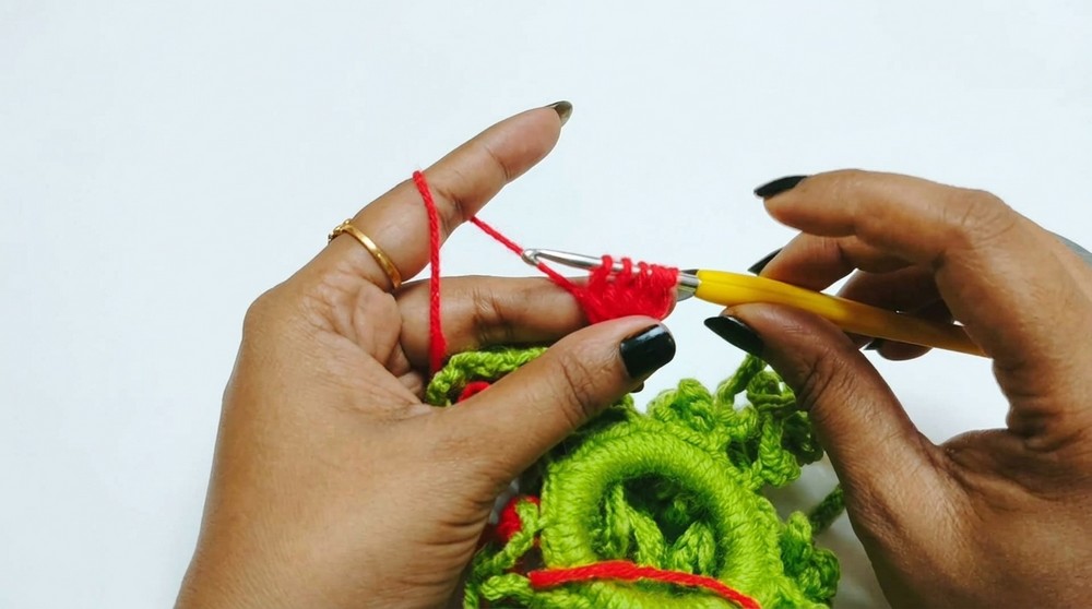 Crochet Floral Hair Scrunchie Pattern 4