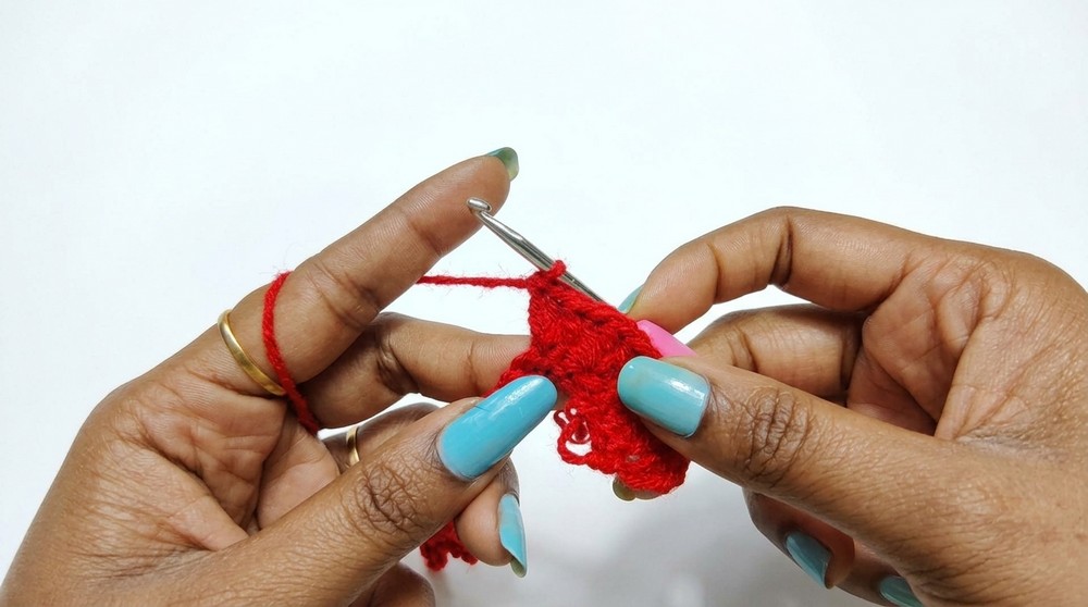 Crochet Beautiful Mini Rose Pattern 2