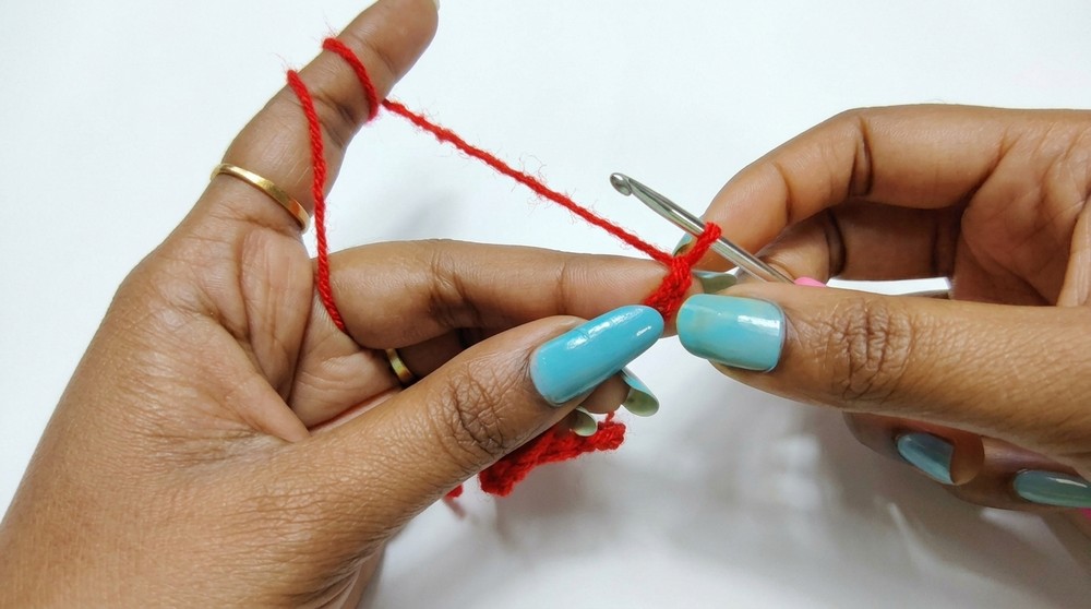 Crochet Beautiful Mini Rose Pattern 1