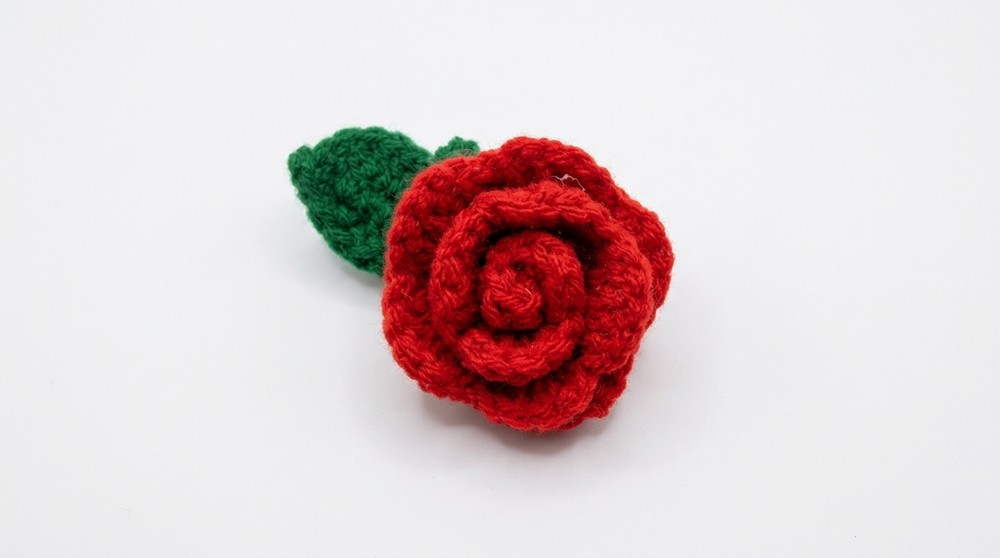 Crochet Beautiful Mini Rose Pattern 5