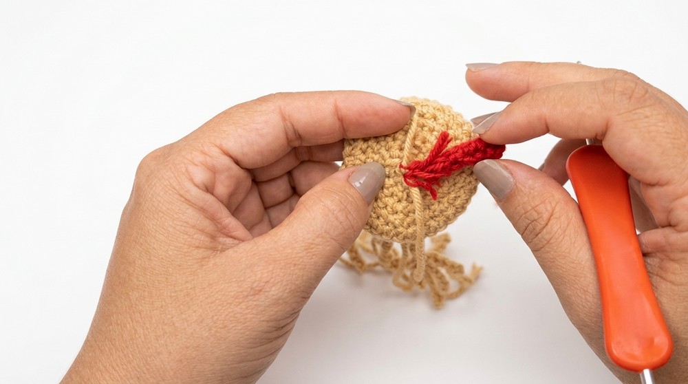 Crochet Frog Keychain Pattern 4