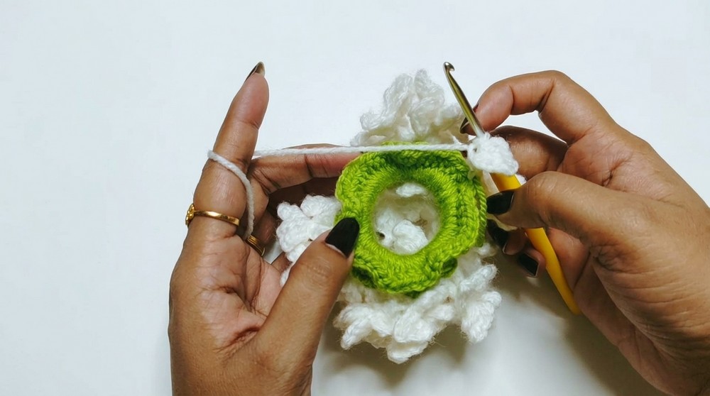 Crochet Jasmine Scrunchie Pattern 4