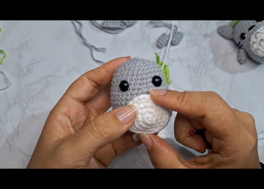 Crochet Totoro Keychain Pattern 4