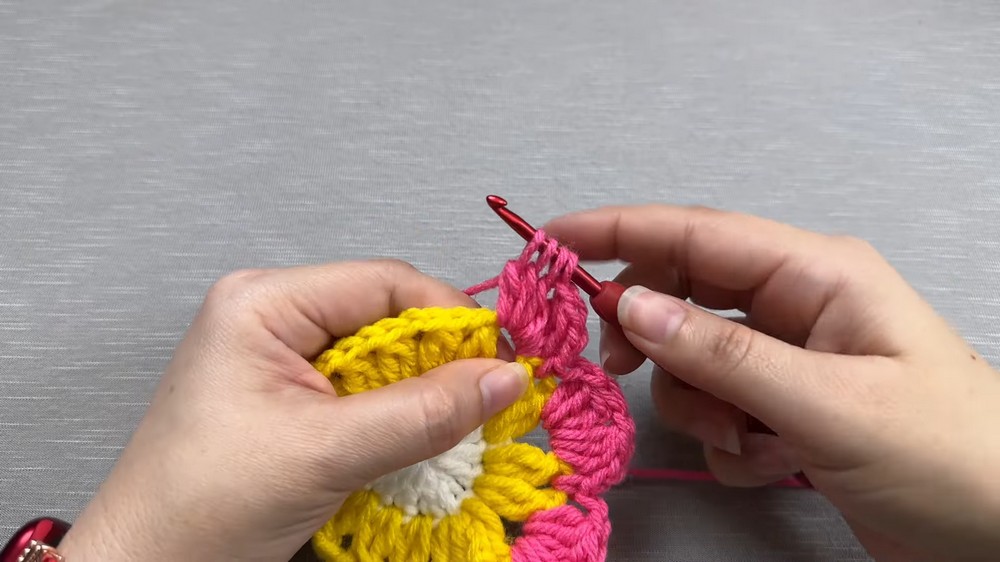 Crochet Flower Coaster Pattern 4