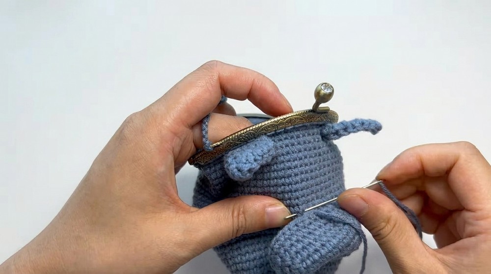 Crochet Cat Coin Purse Pattern 4