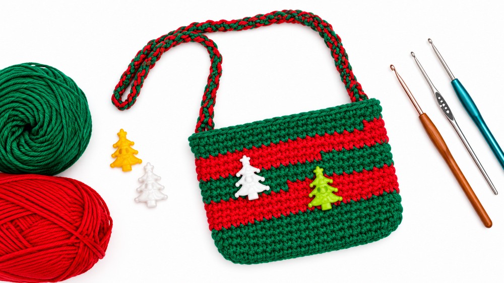 Crochet Christmas Bag Pattern 5