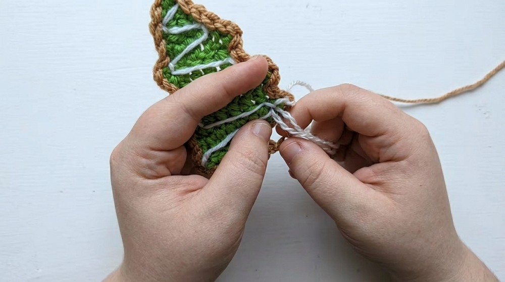 Crochet Christmas Tree Pattern 4