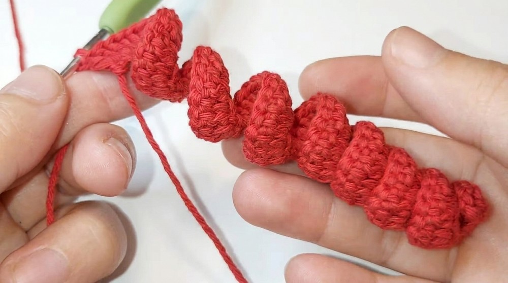 Crochet Christmas Wreath Pattern 3