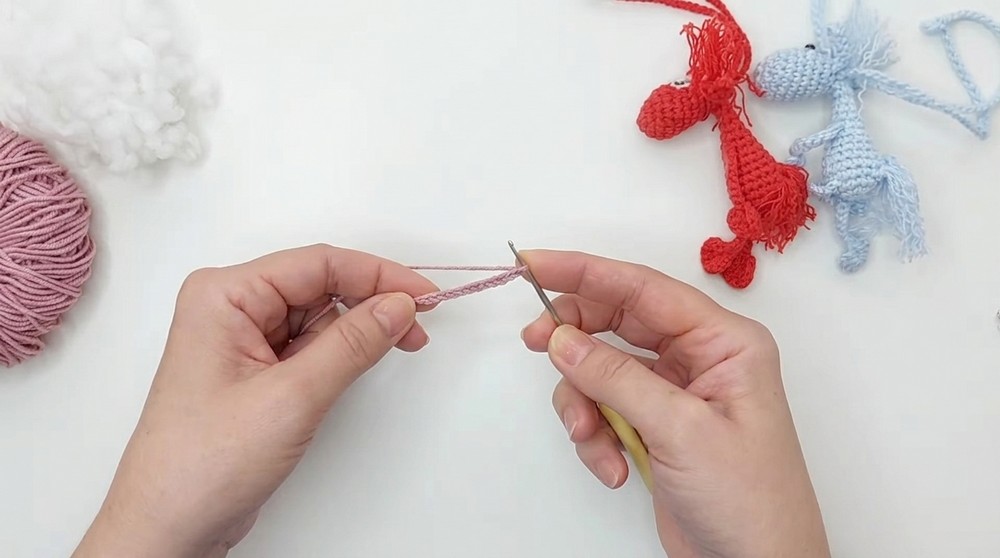 Crochet Horse Keychain Pattern 1