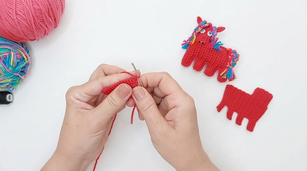 Crochet Horse Toy Pattern 2