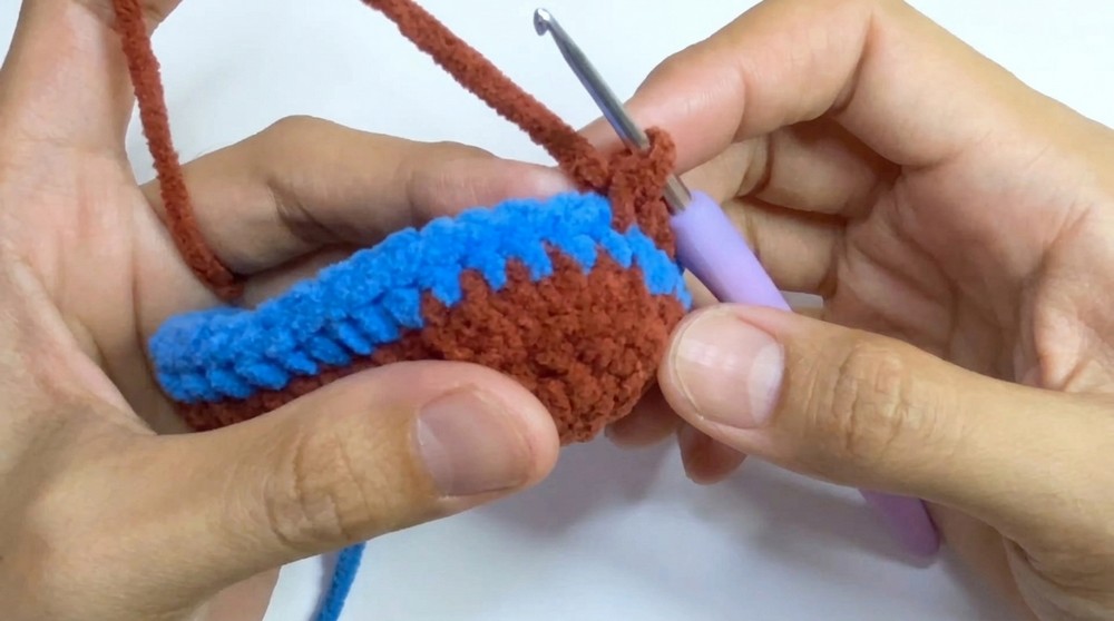 Crochet Kisslock Coin Purse Pattern 2